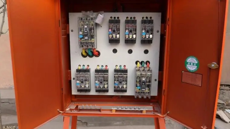 配電箱示意圖 配電箱示意圖